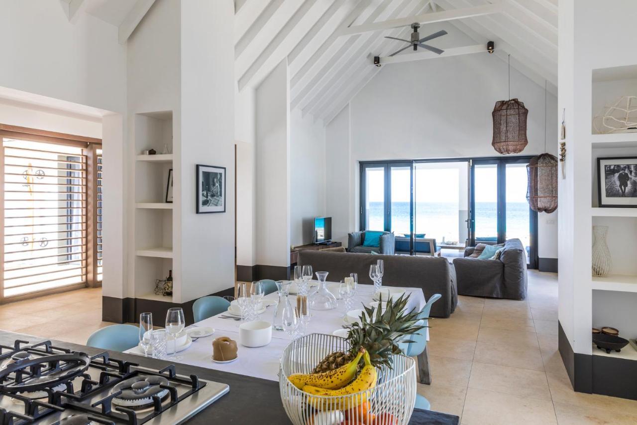 Oceanfront 72 & Sunny Villa Кралендижк Екстериор снимка