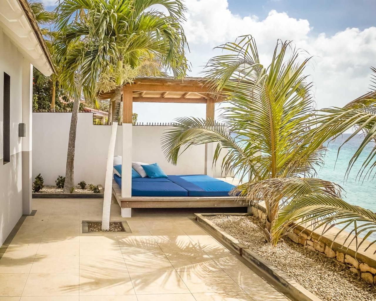 Oceanfront 72 & Sunny Villa Кралендижк Екстериор снимка